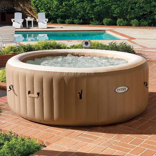 Inflatable hot tub with bubble massage